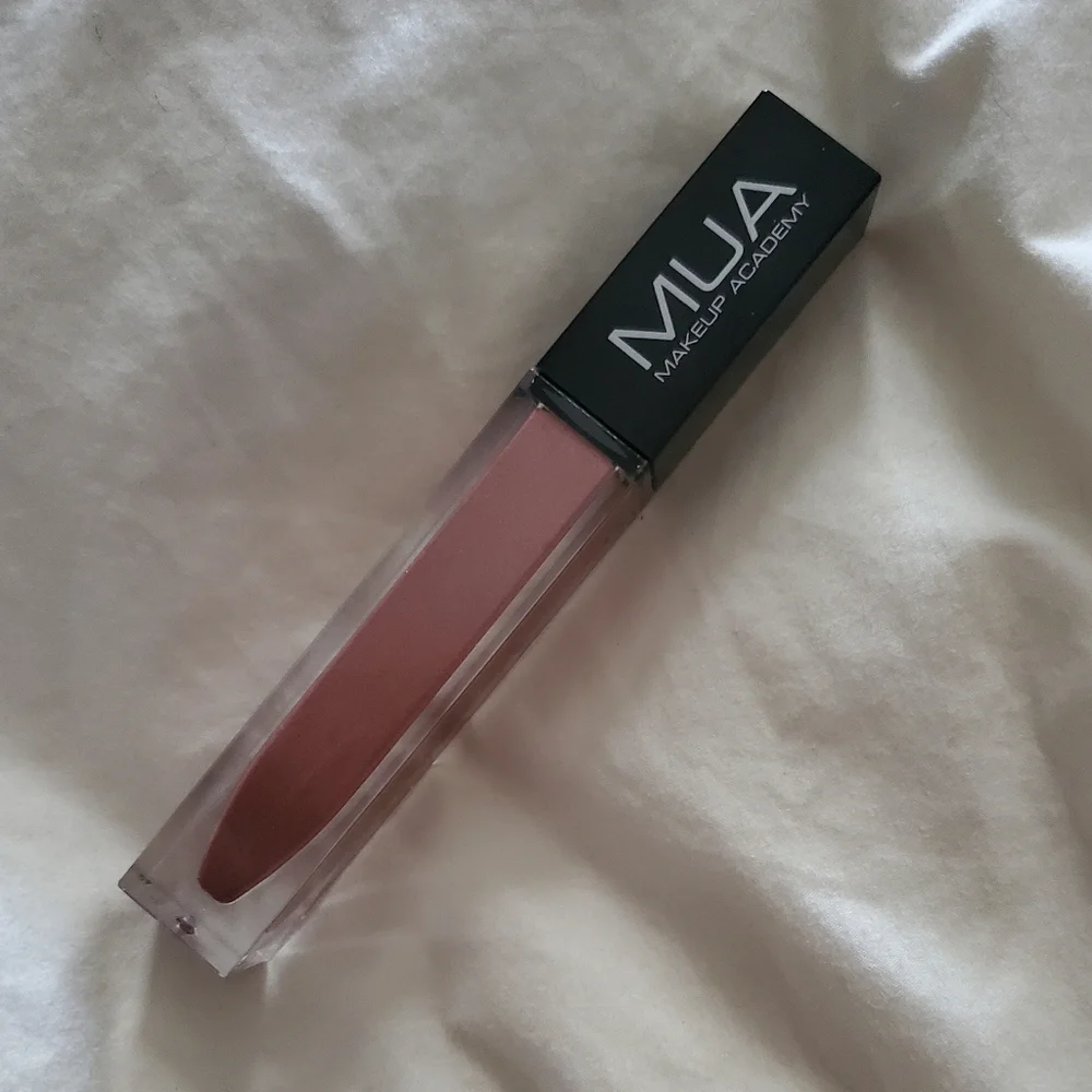 MUA Makeup Academy Metallic Liquid Lipstick - 803 Mauve